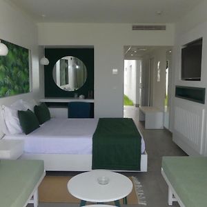 Deluxe Zimmer mit Kingsize-Bett